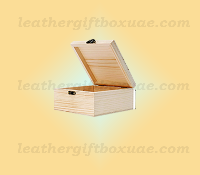 Wooden-gift-box-printing-manufacture-suppliers-in-dubai-sharjah-ajman-abudhabi-uae-middle-east